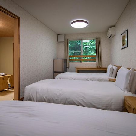 Fujiyama Inn Conifer Фудзі-Йосіда Екстер'єр фото